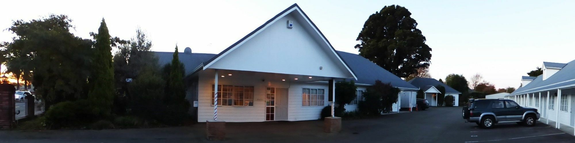 The Esplanade Motel & Conference Centre Палмерстън Норт Екстериор снимка